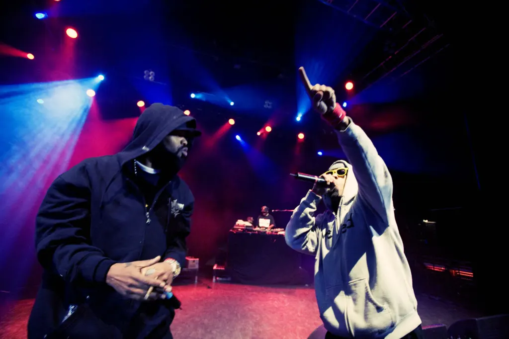 Method Man + Redman — event, music and portrait photograph in Shepherd’s Bush, London, UK, frame 6 of 14.